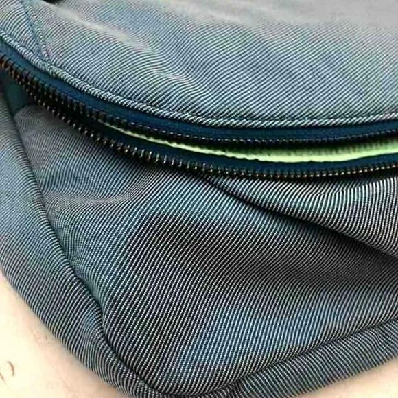 Lululemon Blue Festival Belt Bag Fannie Pack Sling Bag - Picture 4 of 6